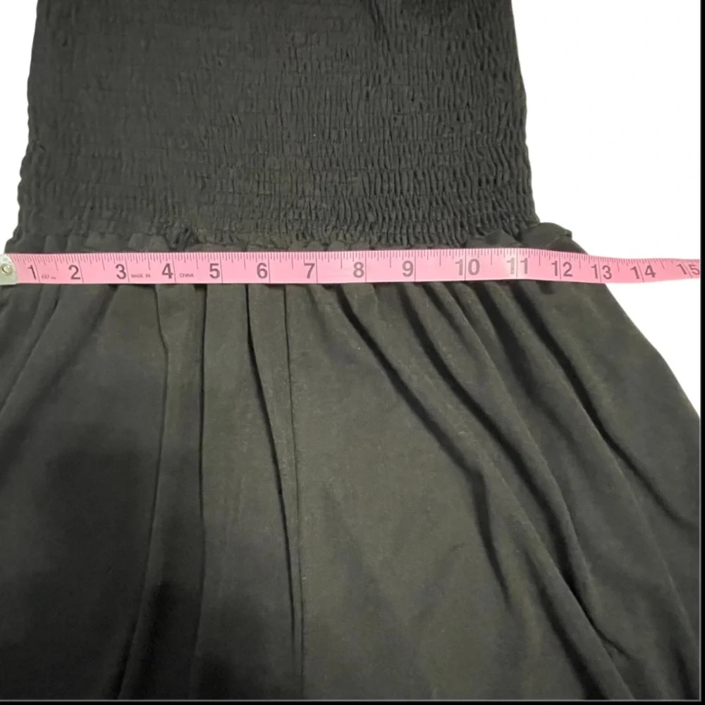 Black Sleeveless Romper - Picture 9 of 11